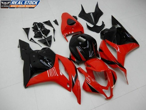 Red black plastics - fs,