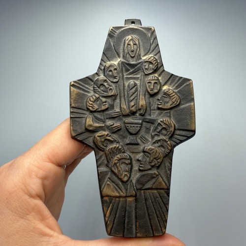 Vintage last supper - wall, cross