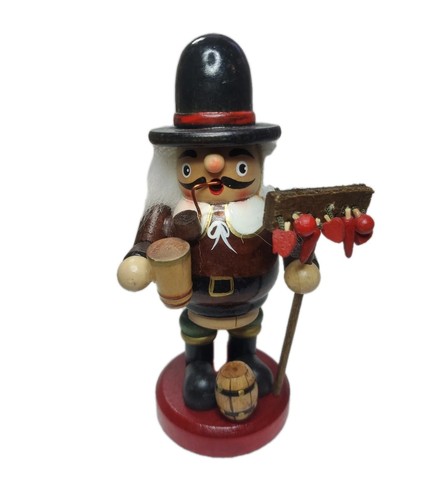 Farmer beer brew - brew, master