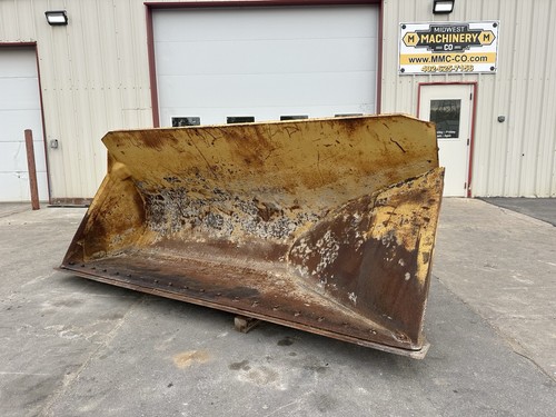 Cat 124 fusion side - cat,