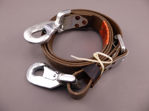 Buckingham climbing lineman - buckingham,