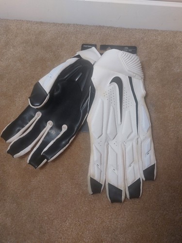Nike tack adult - d-tack,