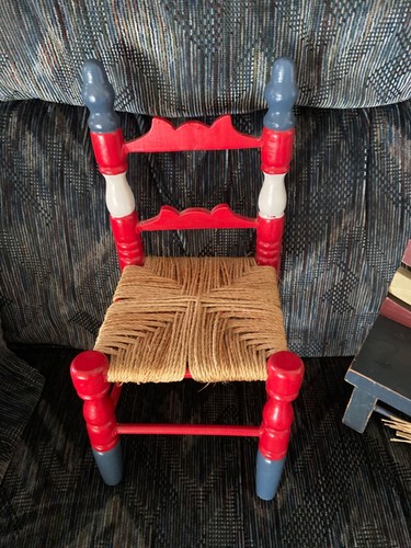 Adorable vintage wood - adorable,