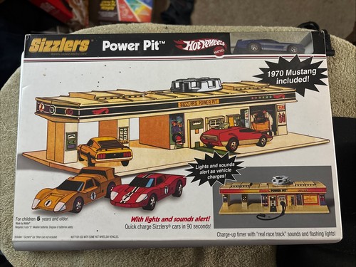 Sizzlers power pit - hot, wheels