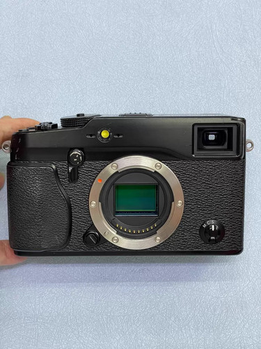 Fujifilm pro1 mirrorless - fujifilm,