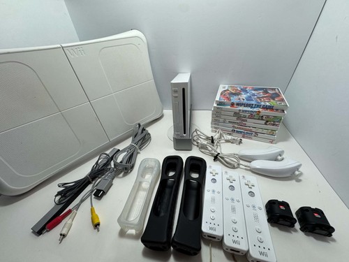 Nintendo wii console bundle - console, w/