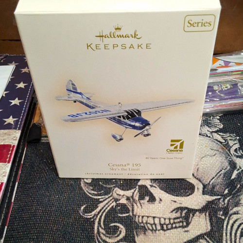 Hallmark keepsake cessna 195 - hallmark,