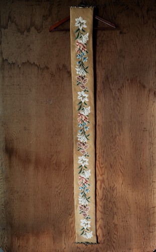 Vintage needlepoint bell pull - needlepoint,