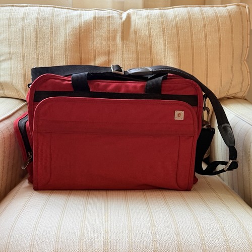 Victorinox red travel bag - red, 16"
