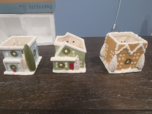 New partylite village square - new,