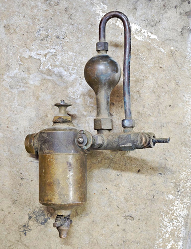 Antique brass swift - antique,