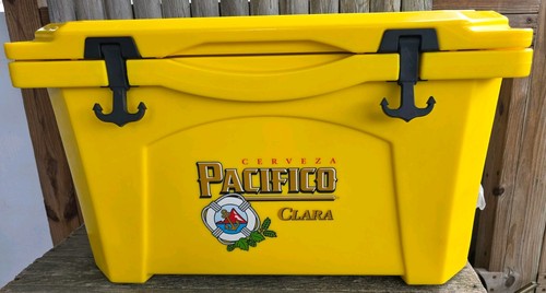 Pacifico grizzly official - pacifico,