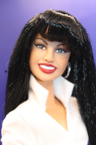 Selena quintanilla collectible - selena,