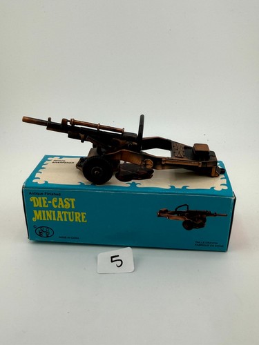Vintage die cast - die, miniature