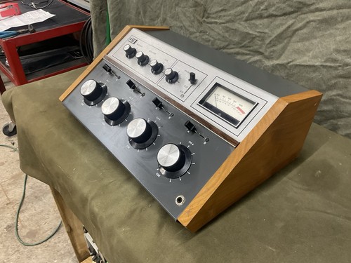 Radio station console - radio,