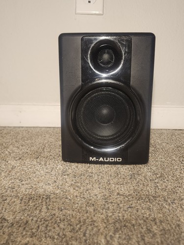Audio studio monitor - 30,
