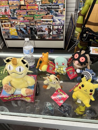 Pokemon plush lot with candy - pokemon,