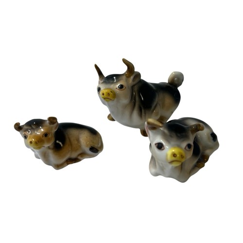 Vintage ceramic bull - ceramic, cow