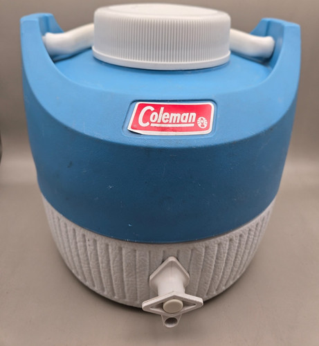 Vtg coleman blue white - coleman,