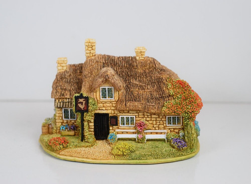 Lilliput lane revolution house - lilliput,