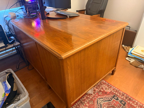 68x36 executive desk brown - 68x36,