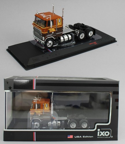 Ixo models brown - *brown, tan*