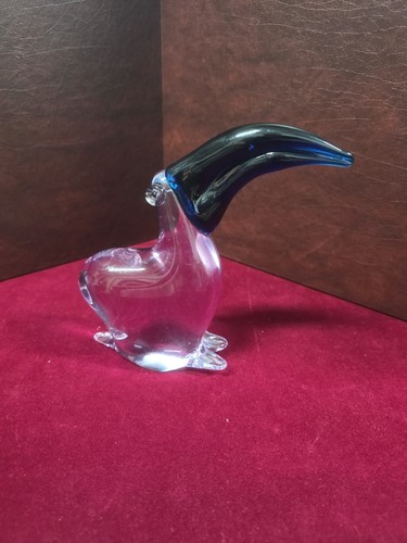Toucan puffin bird - puffin, glass