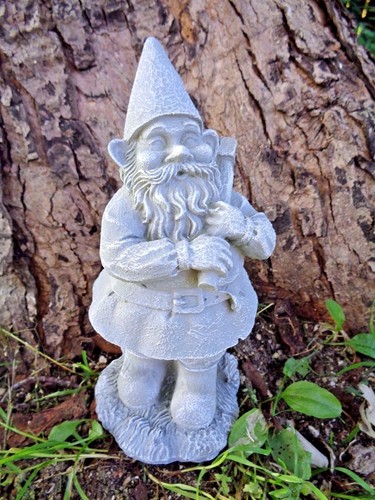Latex gnome mold - , plaster