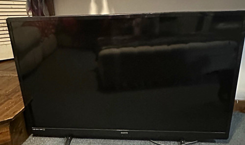 Used sanyo led flat - sanyo, 50"