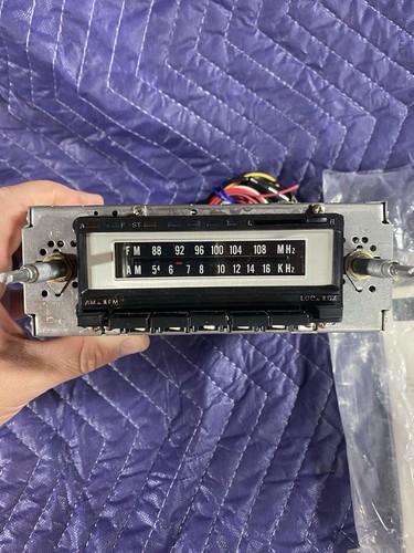Track player model ad8200 - 8,