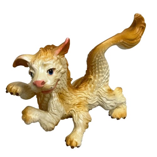 Safari ltd baby luck - safari, dragon