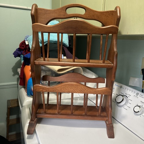 Vintage two tiered floor - tiered,