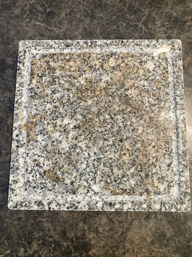 Square granite cutting - square,