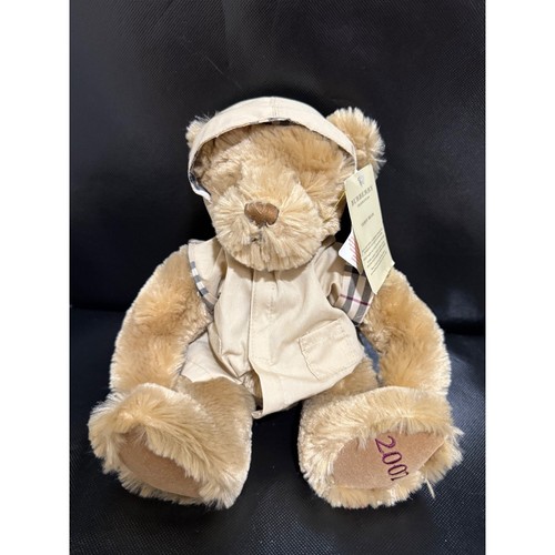 Burberry limited edition - burberry,