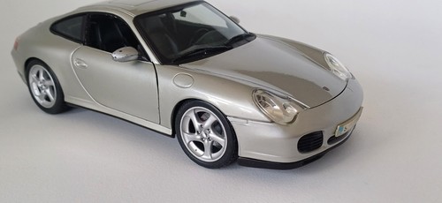 Maisto porsche 911 - 1/18,