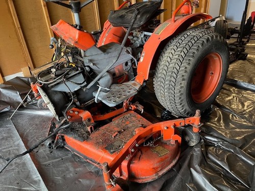 Kubota b7100hst and b6100hst - kubota,