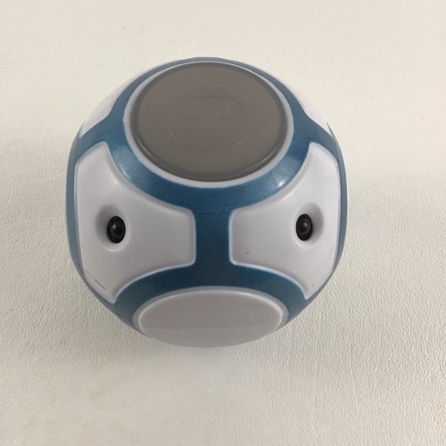 Wowwee chip interactive robot - wowwee,