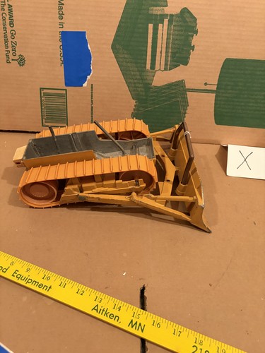 Case 850 dozer parts - case,