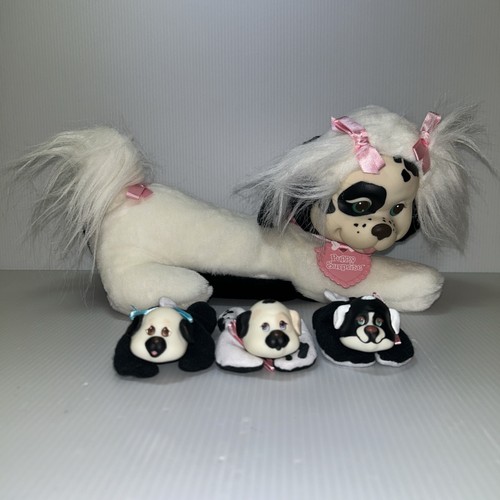 Vintage puppy surprise - puppy, mommy