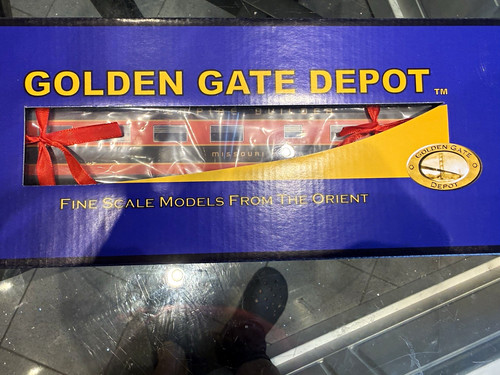 Golden gate depot scale - depot, o
