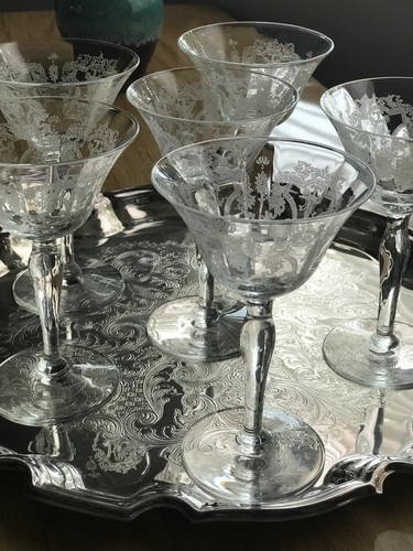 Liquor cocktail glassware - liquor,