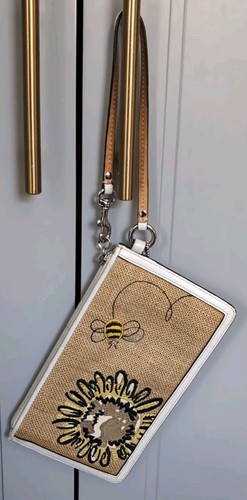 Coach poppy flowers bumblebee - flowers,