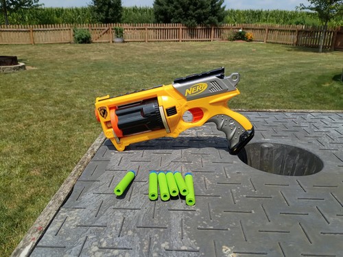 Nerf strike maverick rev - n-strike,