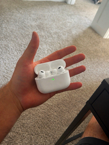 Apple airpods pro brand - airpods,