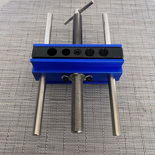 Self centering dowel jig - dowel,