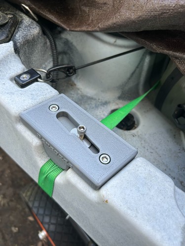 Adapter plate for - plate,