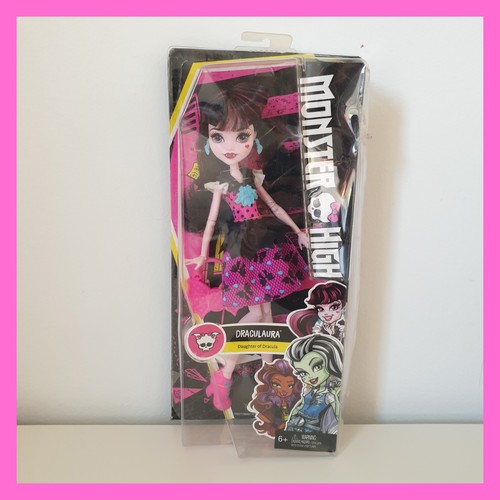 Monster high draculaura first - monster,