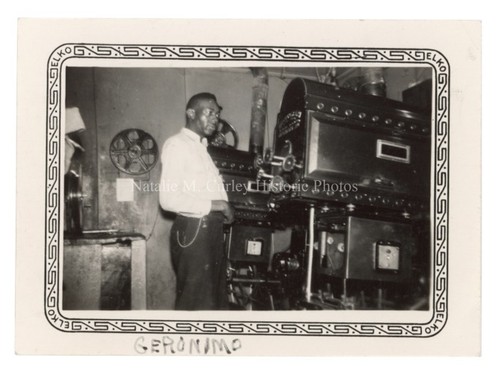 1930s projectionist - 1930s, w/