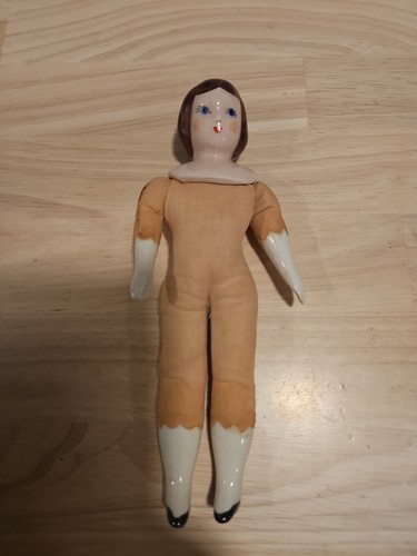 China head arms knees - head,