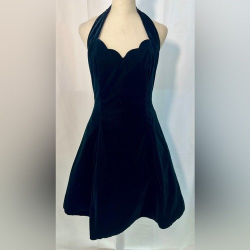 Vintage 80s 90s stepping out - vintage,